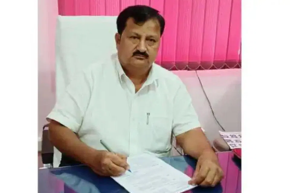 ஊட்டி ஆணையர் ஜஹாங்கீர் பாஷா.