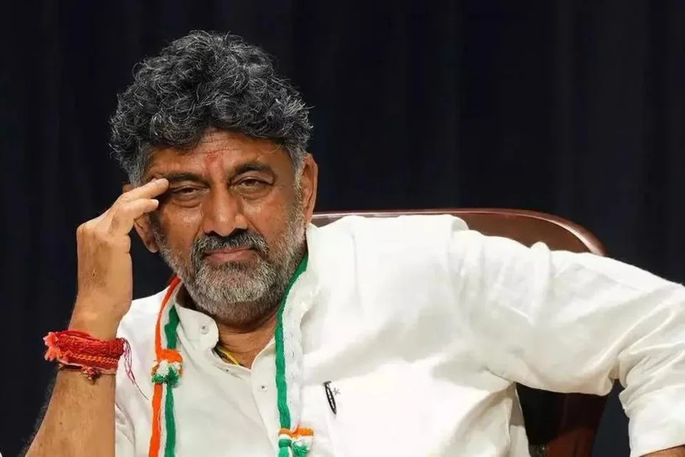 கர்நாடக மாநிலத்தின் முன்னாள் துணை முதல்வர் டி.கே.சிவக்குமார்.