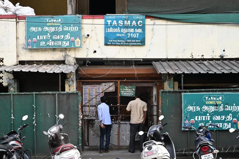 தமிழகத்தில் டாஸ்மாக் கடை.