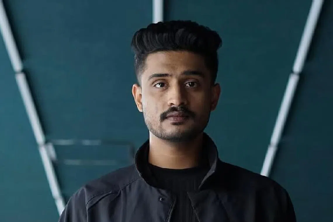 சாலையில் மத்திய அமைச்சர் சுரேஷ் கோபியின் மகன் - காங்கிரஸ் தலைவர் மோதல்