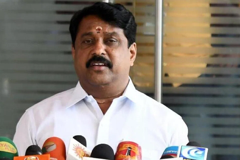 நயினார் நாகேந்திரன்.