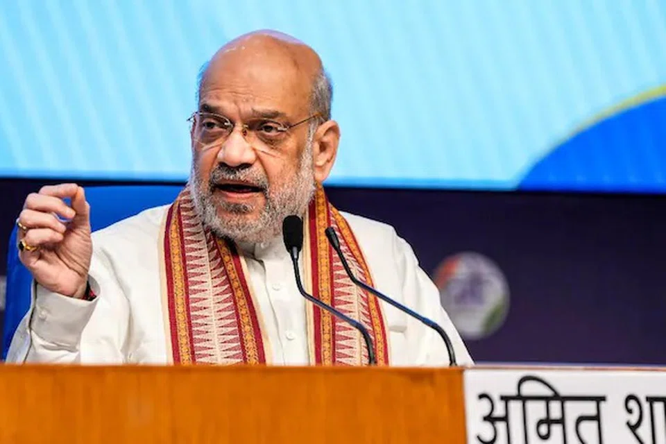 2026ஆம் ஆண்டு மார்ச் 31ஆம் தேதிக்குள் இந்தியாவில் நக்சலிசத்திற்கு முடிவுகட்டப்படும் என்று இந்திய உள்துறை அமைச்சர் அமித்ஷா உறுதியளித்துள்ளார்.