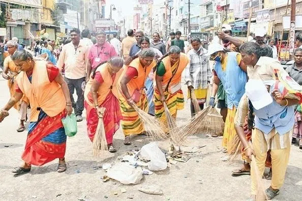 குப்பை தேங்காமல் தேரோட்டம்; மதுரை மாநகராட்சிக்குப் பாராட்டு