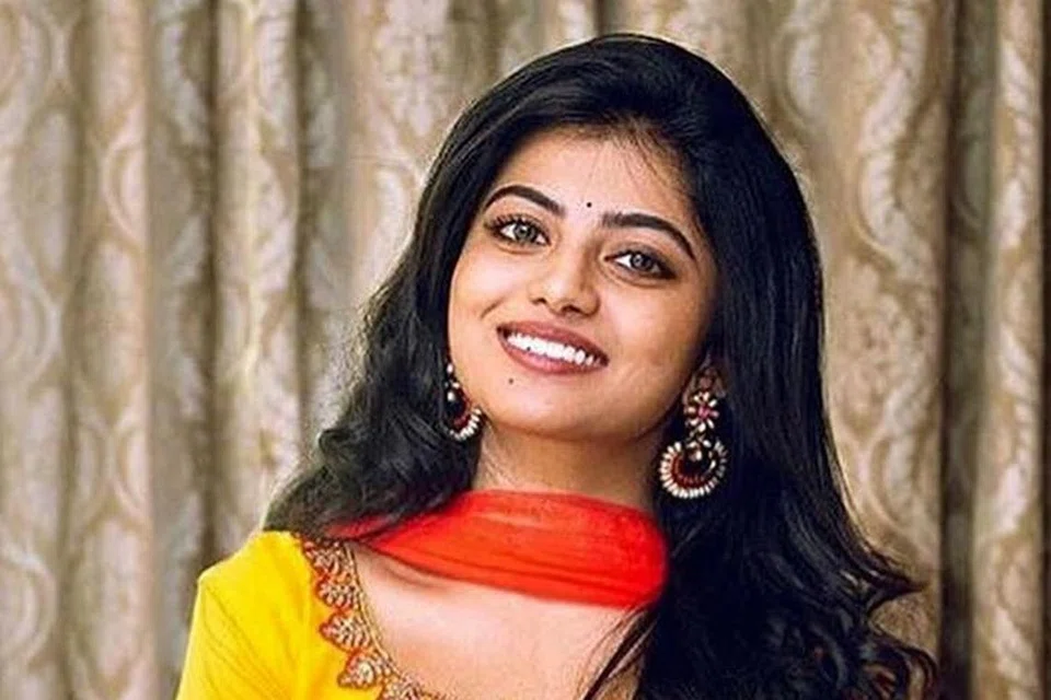‘கயல்’ ஆனந்தி.
