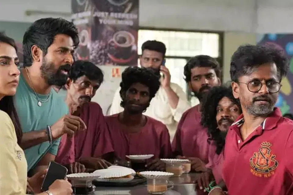 படக்குழுவினர்.