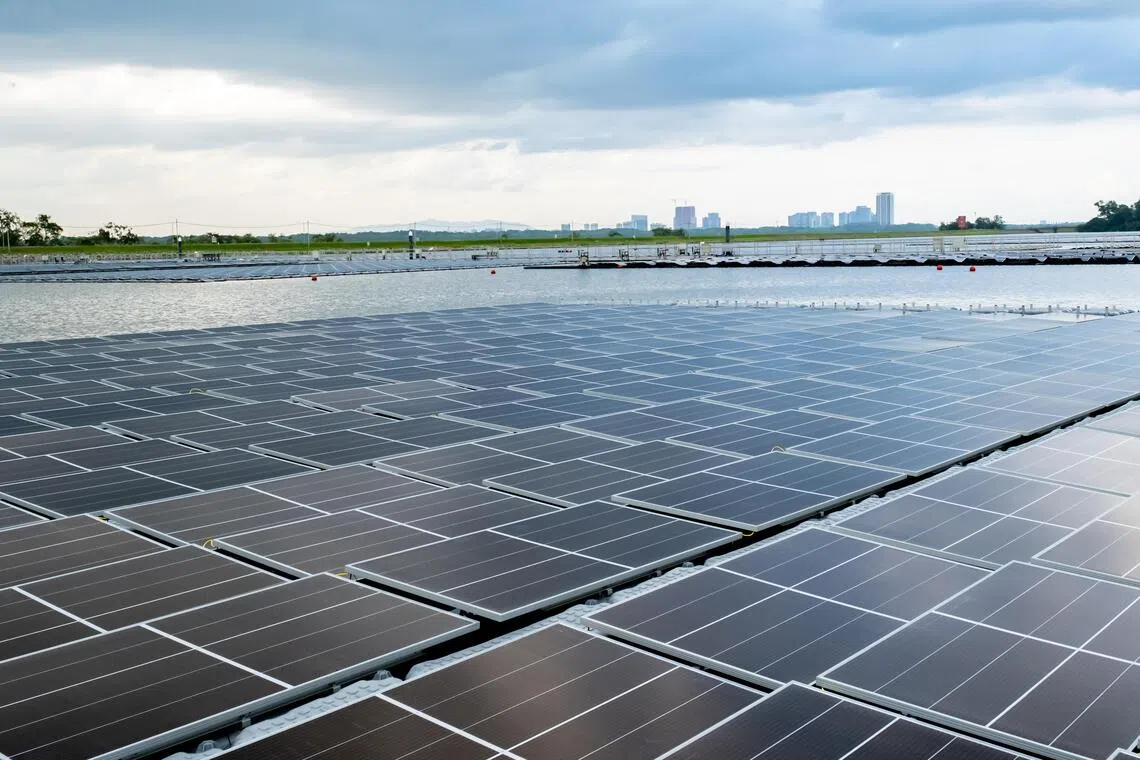 இந்திய சூரிய சக்தி நிறுவனத்தை $248 மில்லியனுக்கு வாங்கிய செம்ப்கார்ப் 