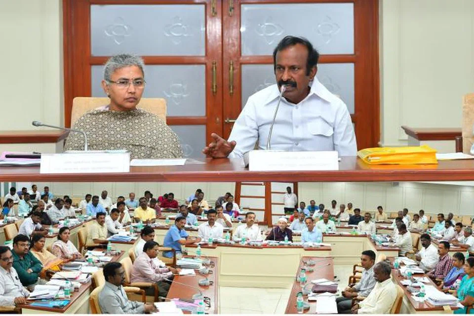 செய்தியாளர் கூட்டத்தில் அமைச்சர் முத்துசாமி