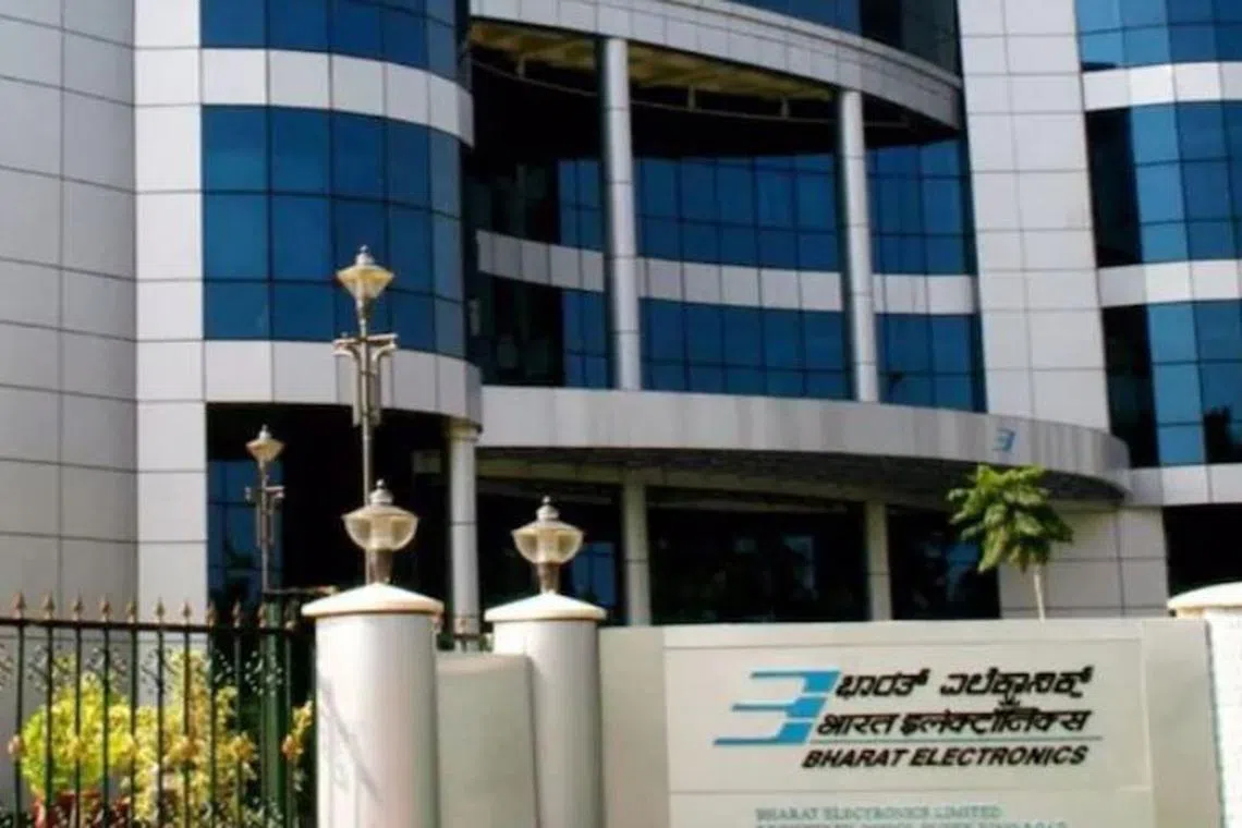 பெல் நிறுவனத்துடன் தற்காப்பு அமைச்சு ரூ.1,220 கோடி ஒப்பந்தம்