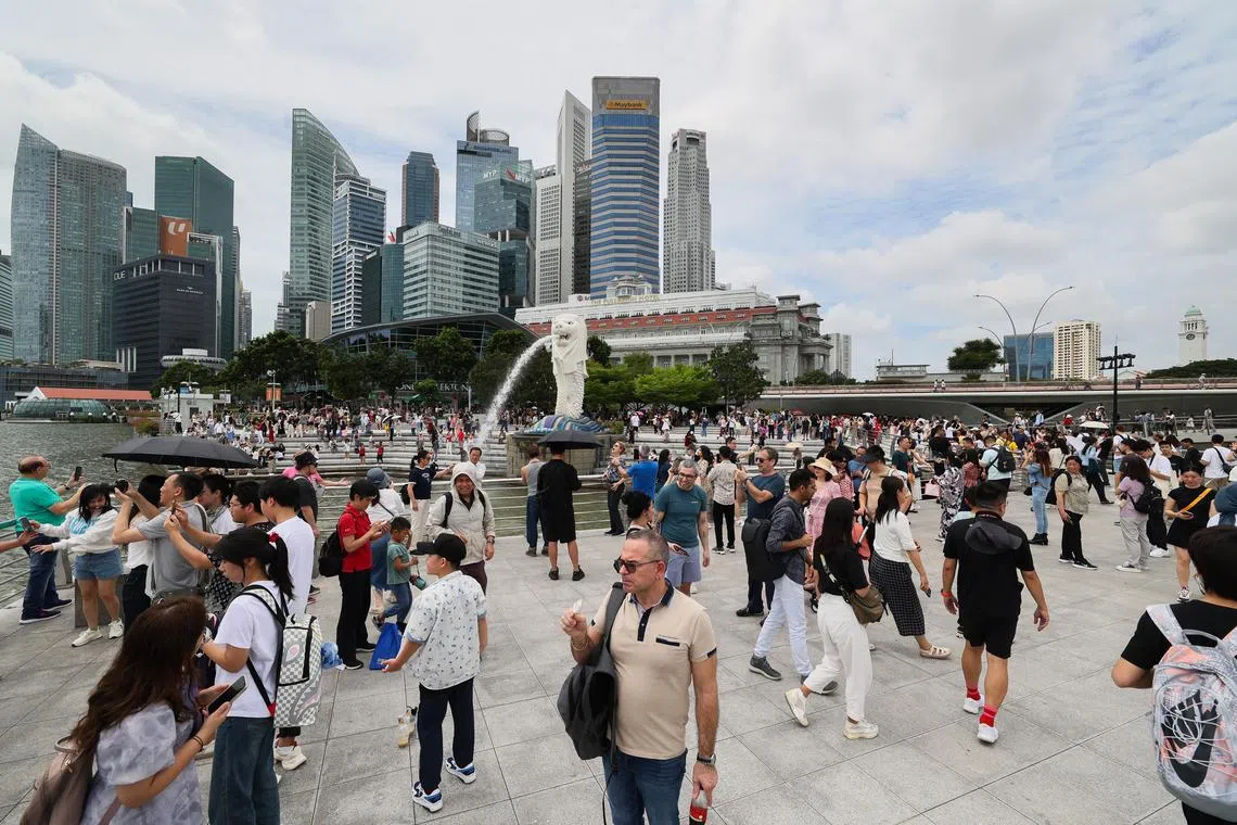 சுற்றுப்பயணத்துறை வருமானம் முன்னில்லா அளவில் அதிகரிப்பு