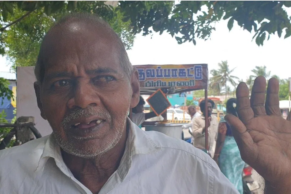 இப்போது சாதாரண சைக்கிளின் சராசரி விலை ரூ.6,000லிருந்து ரூ.7,000 வரை விற்கிறார்கள். ஆனால், அந்தக் கால சைக்கிள்களைப்போல உறுதியாக இல்லை என்கிறார் 14 வயதிலிருந்து இதையே தொழிலாகப் பார்த்து வரும் திரு விஜயன்.