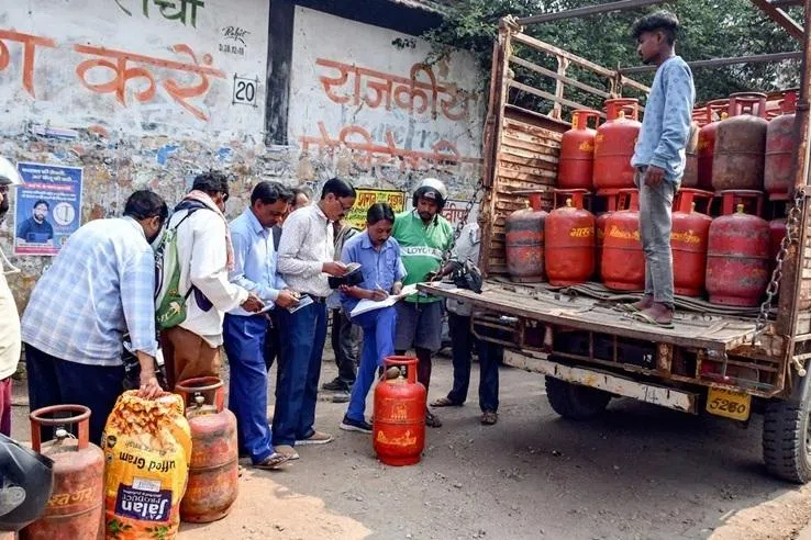 மும்பை, பெங்களூரு, சென்னையில் உணவகங்கள் மூடப்படும் அபாயம்