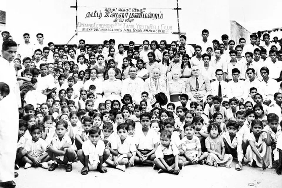 அன்றைய காலத்தில் சிலாங்கூரில் நடந்த தமிழ் இளைஞர் மணிமன்றத் திறப்பு விழா.