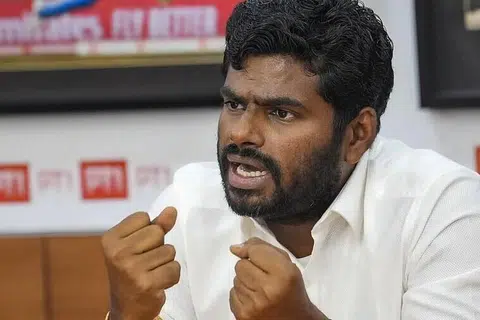 தமது கருத்துகளுக்காக அண்ணாமலை மன்னிப்பு கேட்க வேண்டும் என்ற கோரிக்கை வலுத்துள்ளது.