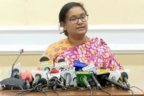 தமிழகத் தலைமை தேர்தல் அதிகாரி அர்ச்சனா பட்னாயக்.