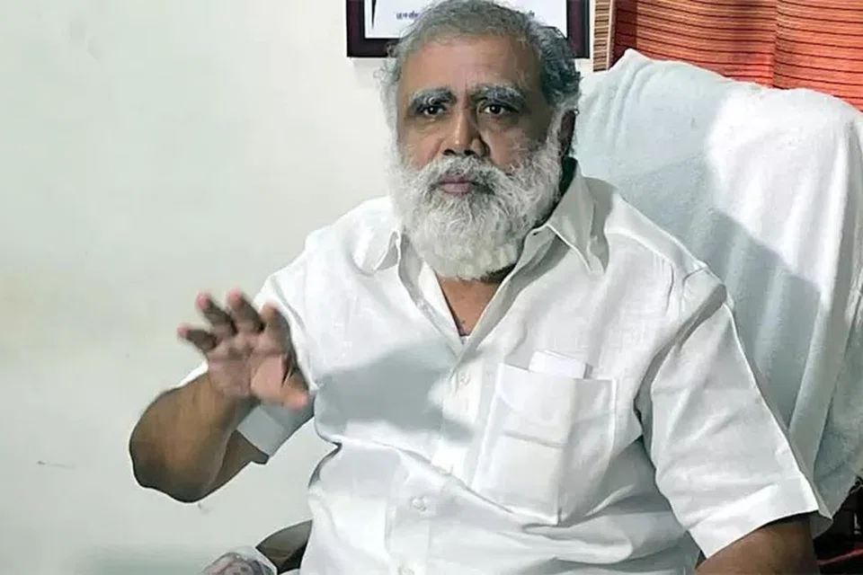 ஐ.பெரியசாமி.
