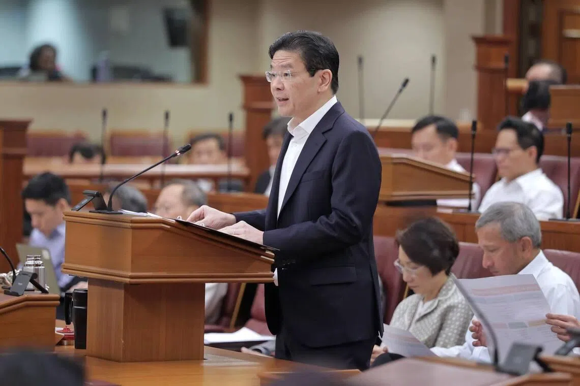 வரவுசெலவுத் திட்டம் குறித்து பிரதமர் வோங், மூத்த அமைச்சர் லீ