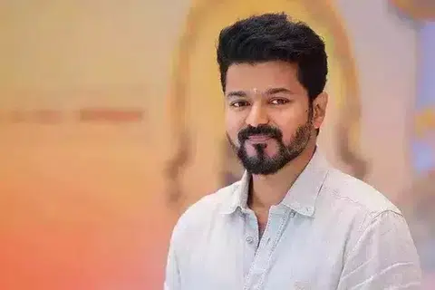 நடிகர் விஜய்.