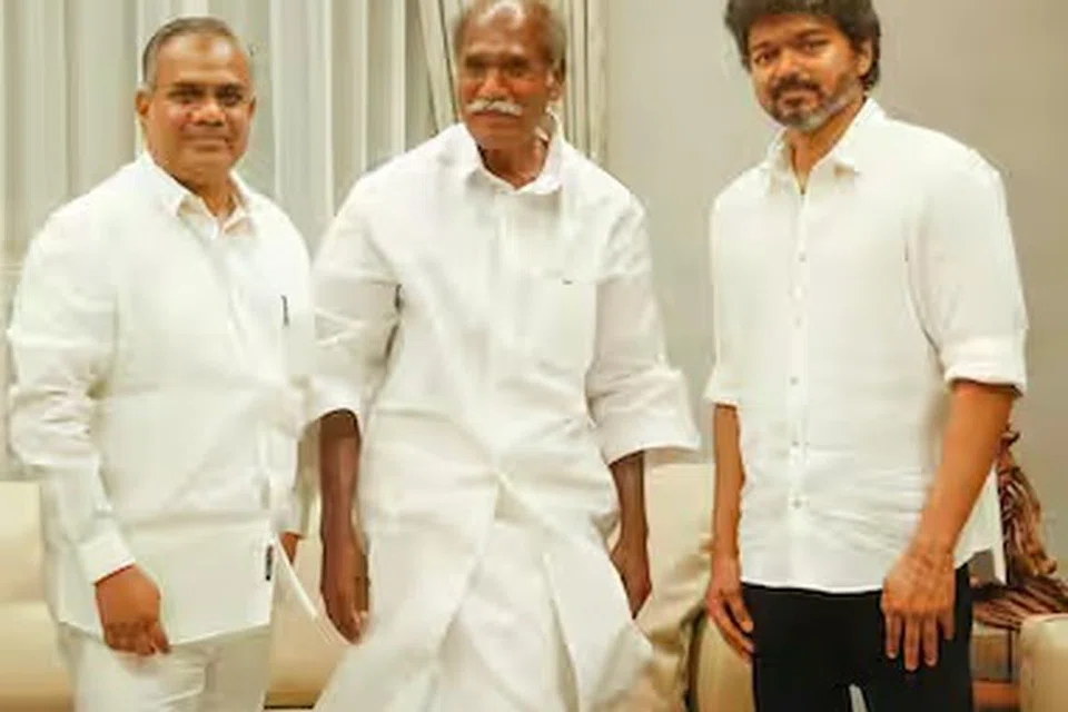 புஸ்ஸி ஆனந்த், புதுவை முதலமைச்சர் ரங்கசாமி, விஜய்.