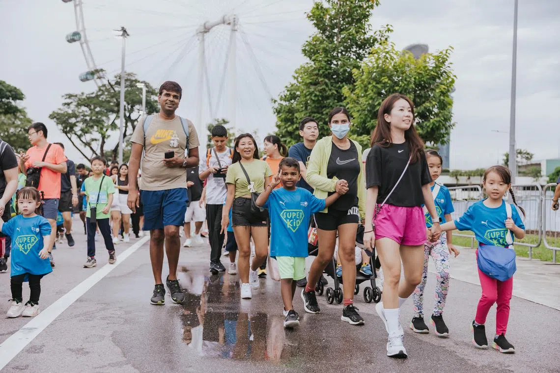 சிறுவர்களை மயக்கிய ‘ஸ்டாண்டர்ட் சார்டர்ட்’ ஓட்டம்