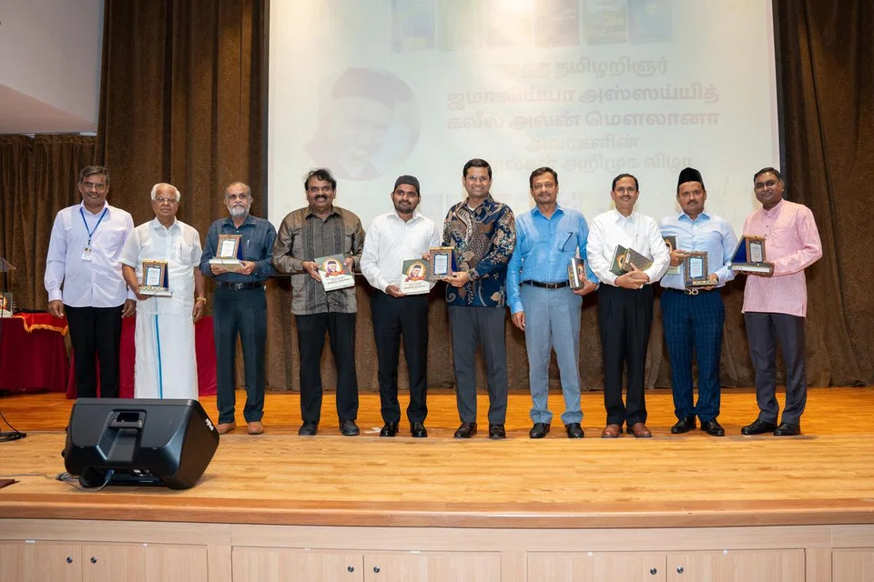 சமூகத் தலைவர்கள், தமிழ் ஆர்வலர்கள், தொழிலதிபர்கள், பல்வேறு சமூக நல சேவையாளர்கள் பலர் இவ்விழாவில் கலந்துகொண்டு சிறப்பித்தனர்.