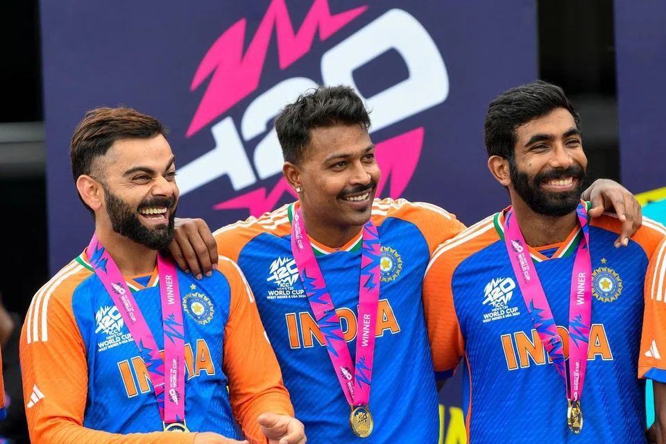 இறுதிப் போட்டியில் இந்திய அணியின் நட்சத்திரங்களாக மின்னிய (இடமிருந்து) விராத் கோஹ்லி, ஹார்திக் பாண்டியா, ஜஸ்பிரீத் பும்ரா.