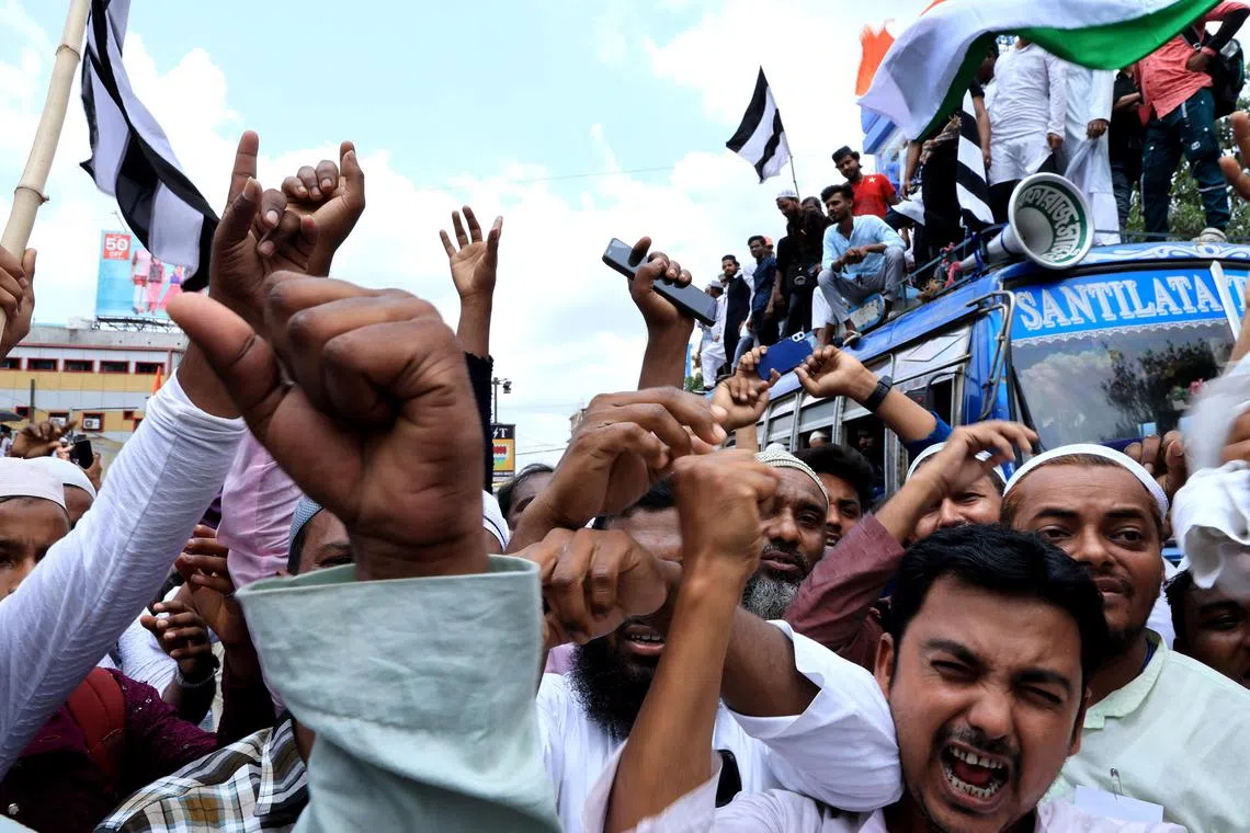 வக்ஃபு சட்டத்திருத்தம்: மேற்கு வங்கத்தில் தொடரும் கொந்தளிப்பு