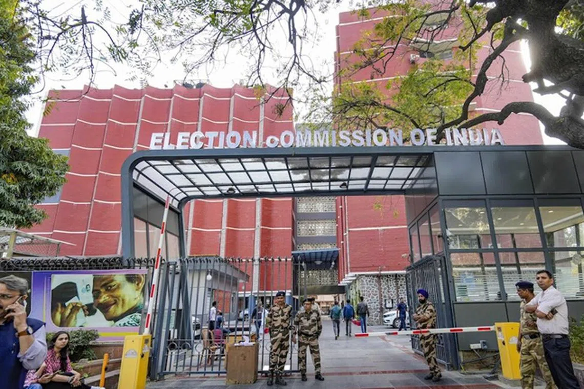 தேர்தலில் போட்டியிடாத 334 அரசியல் கட்சிகளை நீக்கியது தலைமைத் தேர்தல் ஆணையம்