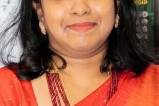 அவளுக்கென்று ஓர் இடம்