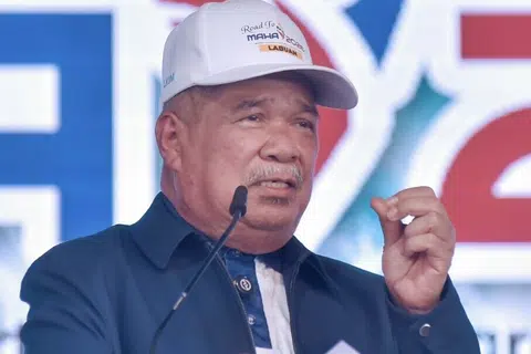 மலேசிய வேளாண், உணவுப் பாதுகாப்பு அமைச்சர் முகமது சபு.