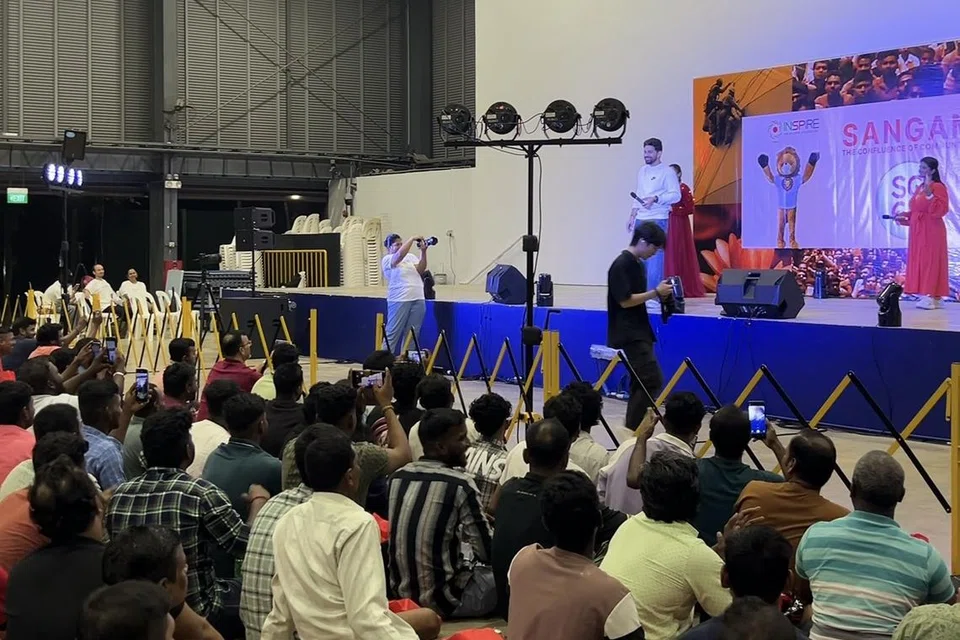 ‘சங்கம்’ நிகழ்ச்சியில் 3,000க்கும் மேற்பட்ட வெளிநாட்டு ஊழியர்கள் கலந்துகொண்டனர்.