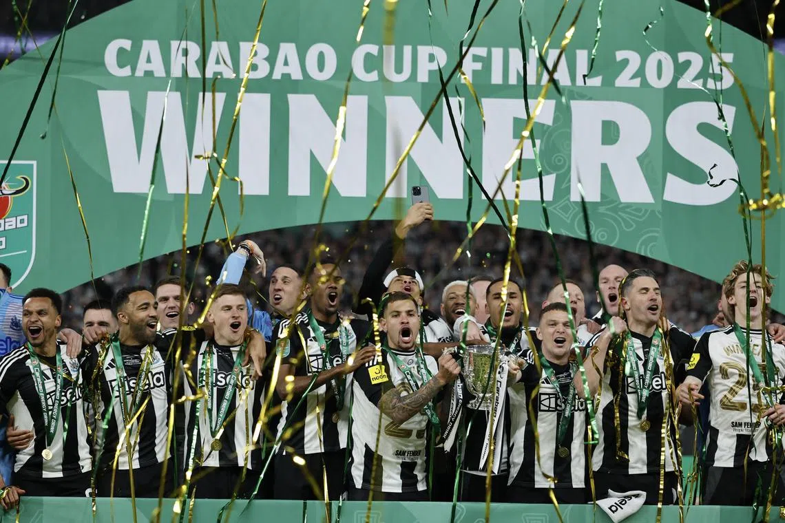 நியூகாசலுக்குக் கிண்ணம்; 56 ஆண்டு ஏக்கம் தீர்ந்தது