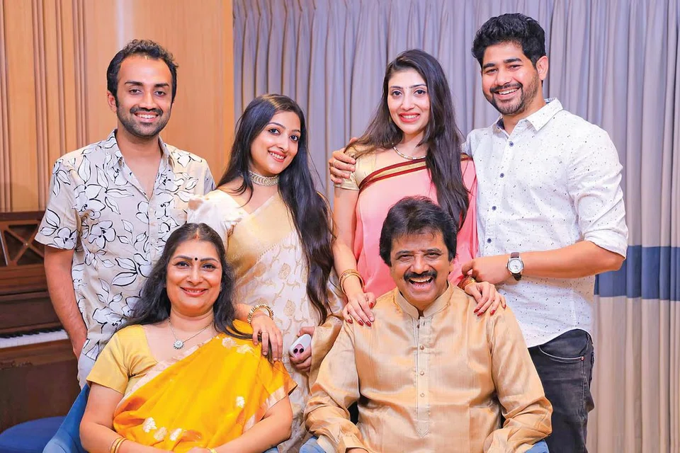 eb144bd8-f061-4dc4-a786-621c38b4c14a