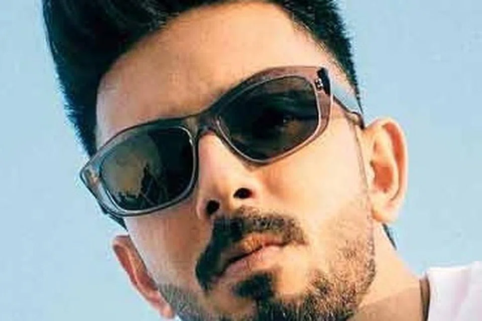 அனிருத்.