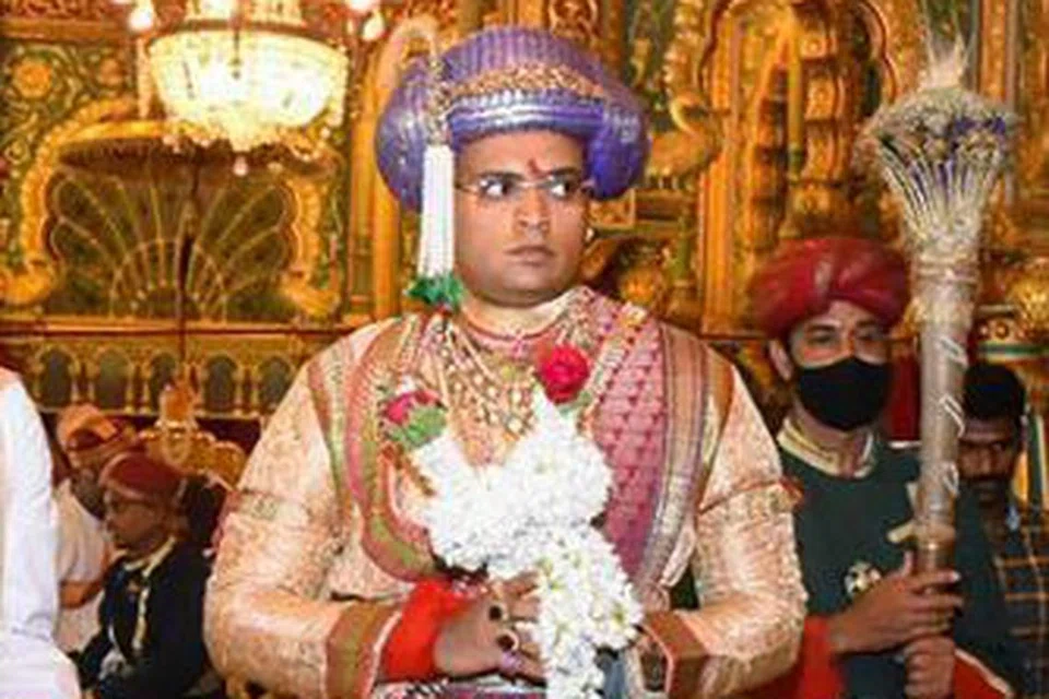 மைசூரு குடகு மக்களவைத் தொகுதியில் பாஜக சார்பில் மைசூரு மகாராஜா யதுவீர் கிருஷ்ணதத்த உடையார் போட்டியிடுகிறார்.