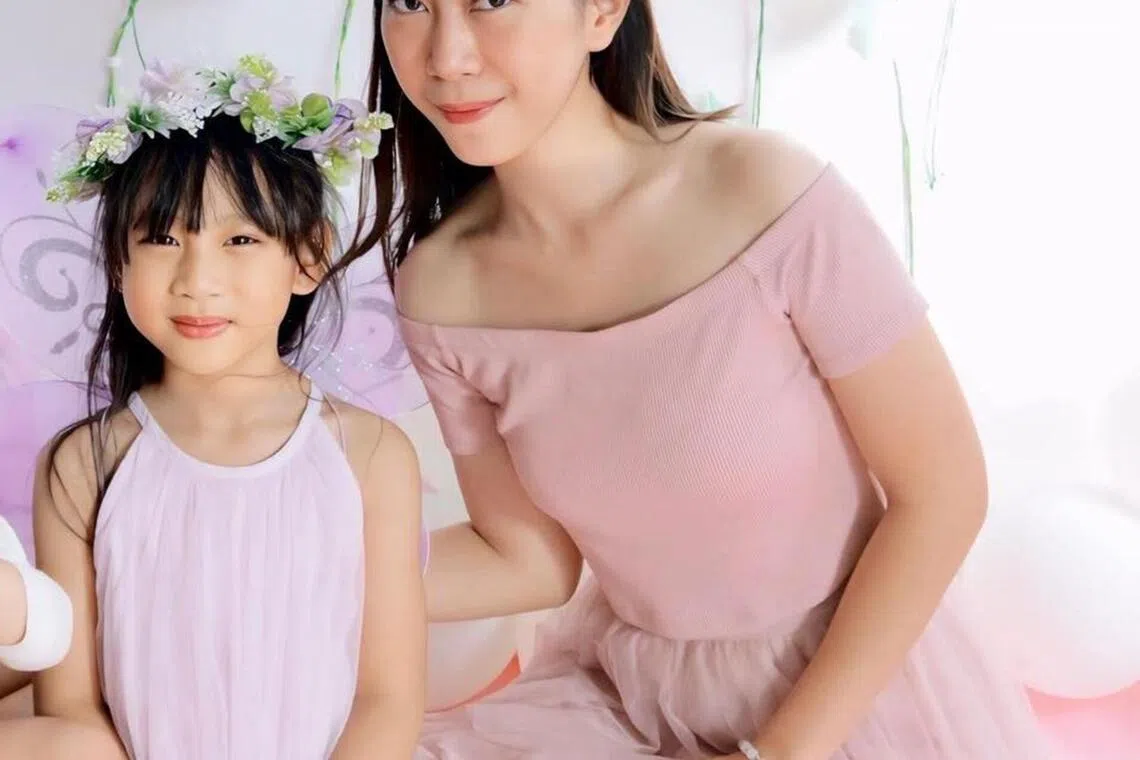 விபத்தில் மாண்ட சிறுமியின் தந்தைக்கு இலவசத் தங்குமிடம் வழங்க முன்வந்துள்ள ஆஸ்காட் ஹோட்டல்