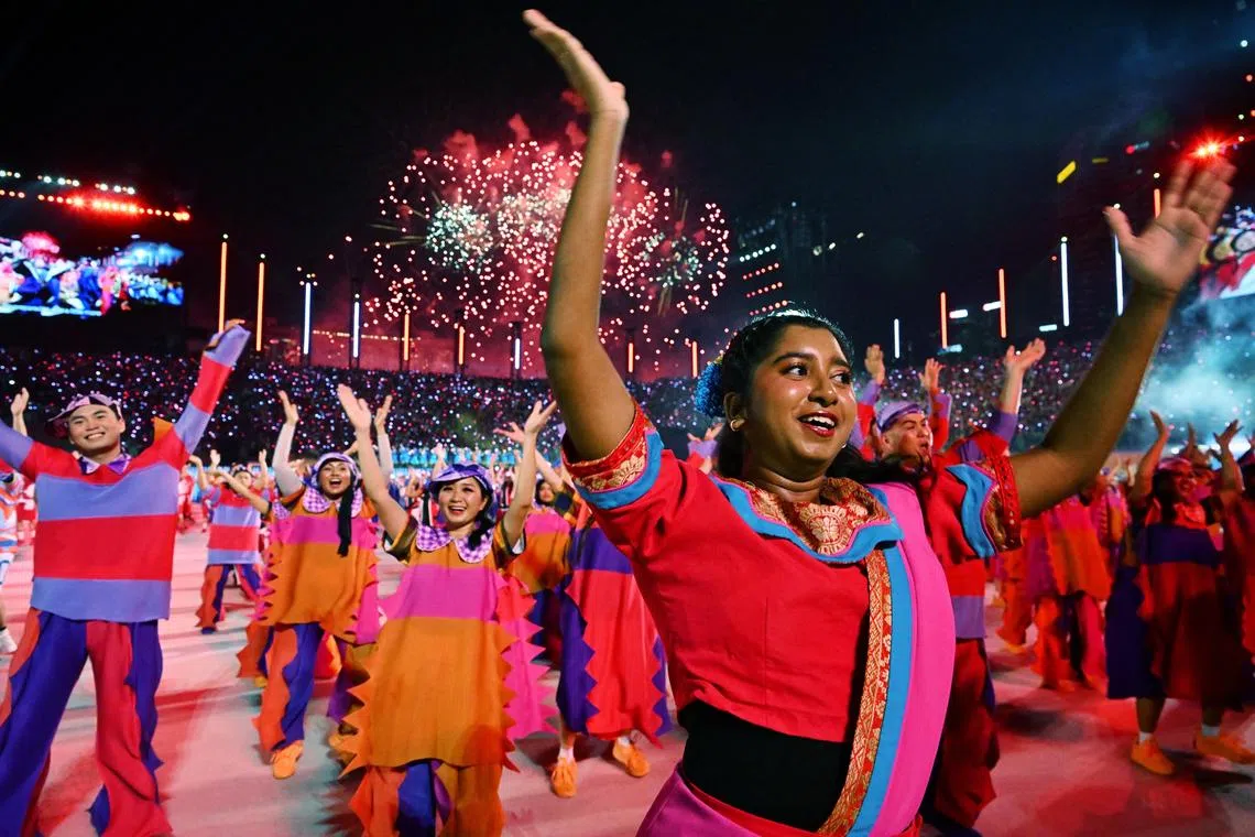 பல்லினக் கலாசார அடையாளத்தை வலுப்படுத்த புதிய கலை மானியம்