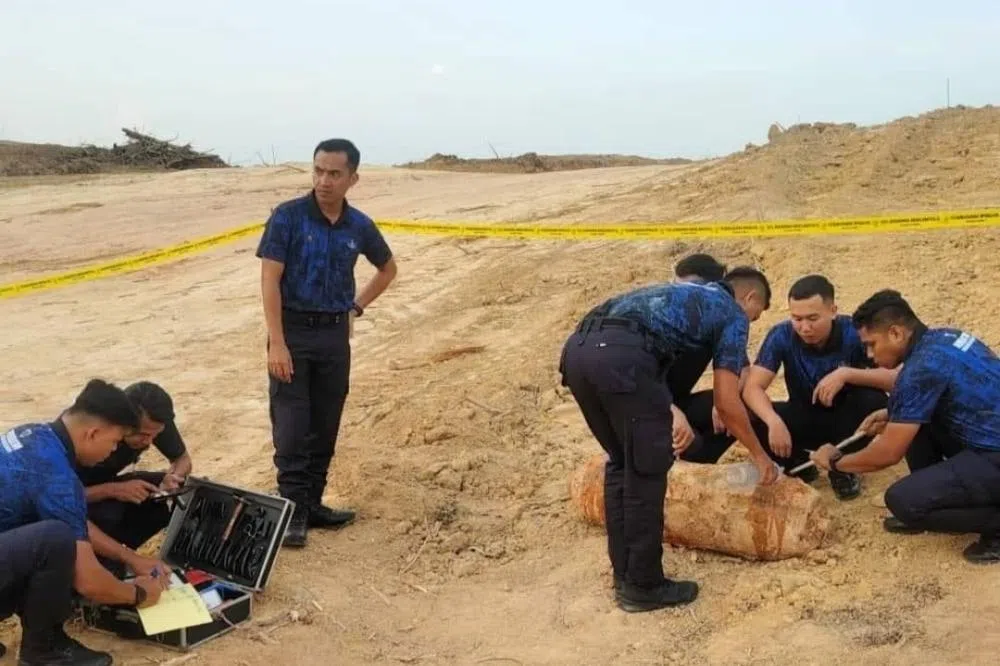 மலாக்கா கட்டுமானத் தளத்தில் இரண்டாம் உலகப் போர் வெடிகுண்டு