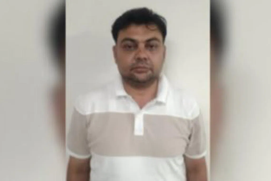 பாகிஸ்தானுக்கு உளவு பார்த்ததாக உ.பி. வணிகர் கைது