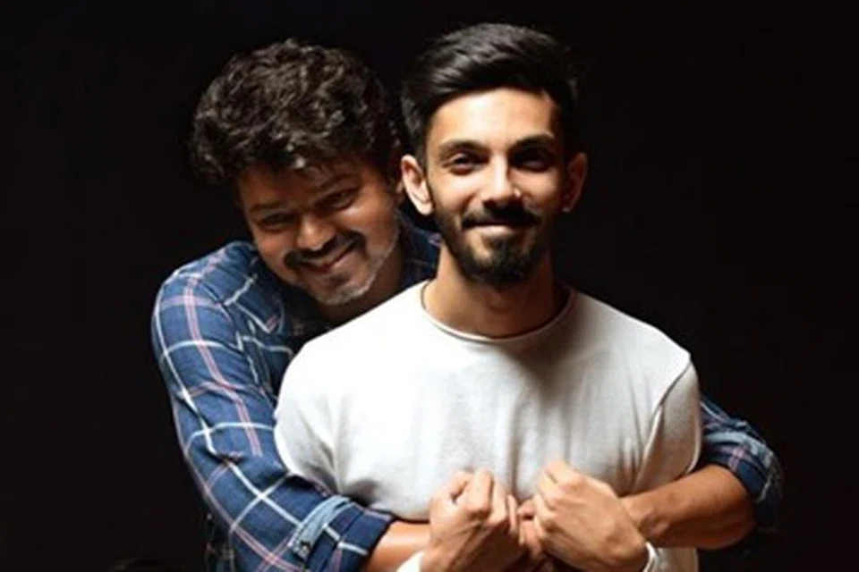 விஜய்யுடன் அனிருத்.