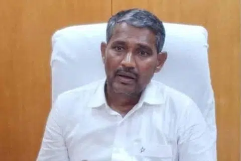தமிழகச் சமூக நீதித்துறை அமைச்சர் வன்னி அரசு.