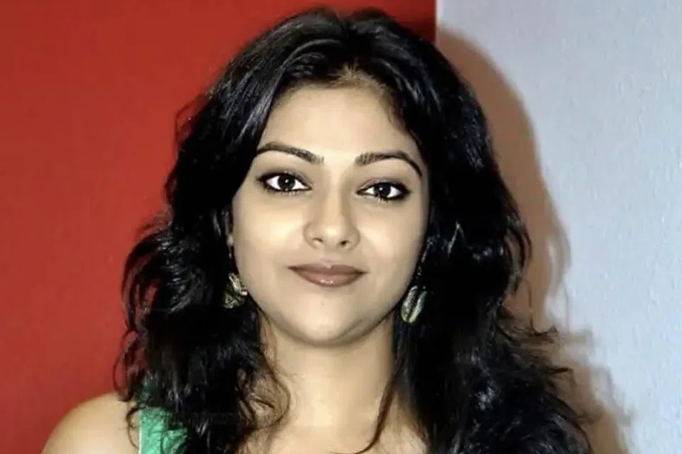 அபிராமி.