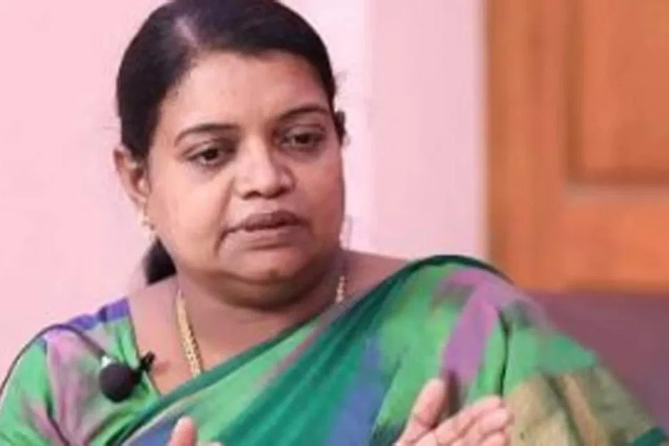கீதா ஜீவன்.