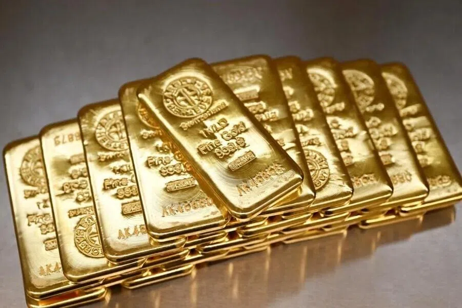 தங்கத்தை வாங்கிக் குவிக்கும் இந்திய, சீன நாட்டுப் பெண்கள்