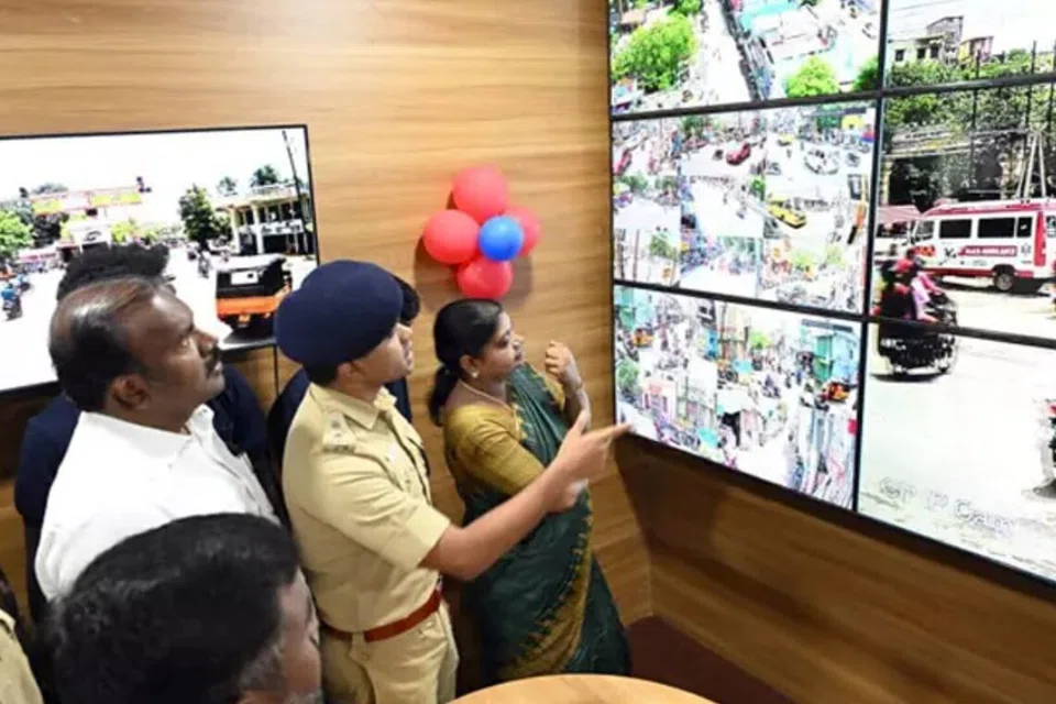 தூத்துக்குடியில் புதிய கட்டுப்பாட்டு, கண்காணிப்பு நிலையம் திறப்பு.
