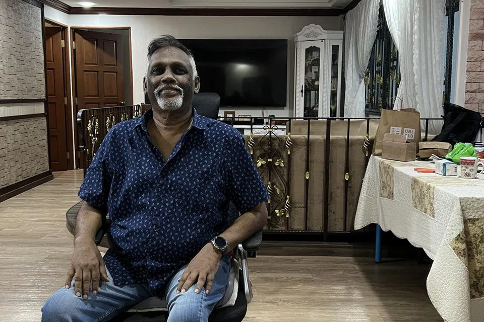 71 வயதான திரு மார்ட்டின் தாமஸ்.