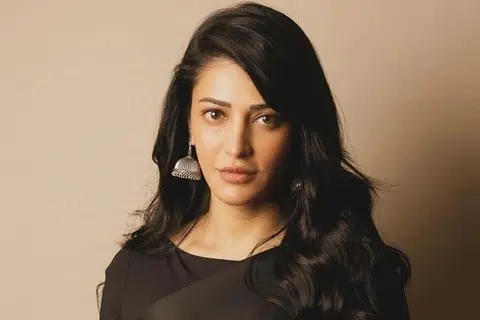 ஷ்ருதி ஹாசன்.