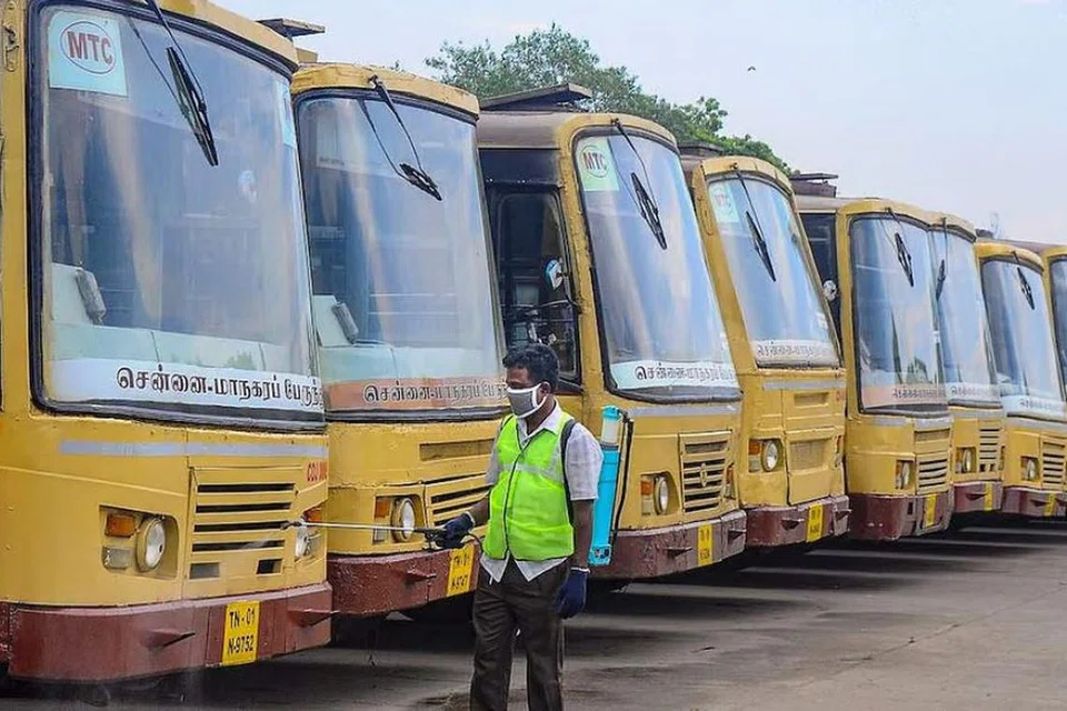 சென்னையில் 3,436 அரசுப்பேருந்துகள், மாநகரப் போக்குவரத்துக் கழகம் மூலம் இயக்கப்பட்டு வருகிறது. 