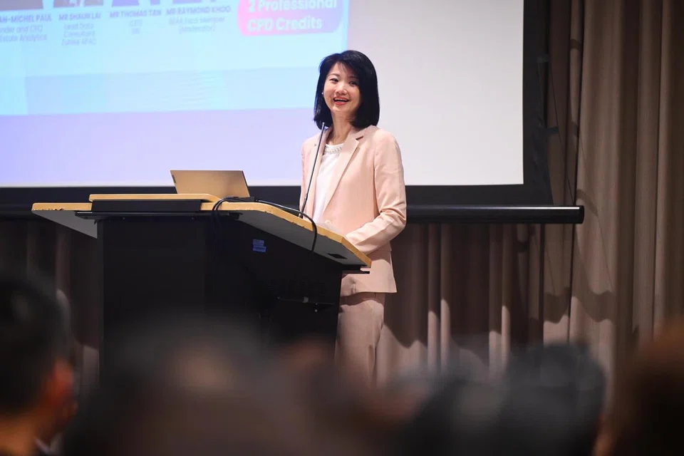 00fd28fa-9e2c-4acb-b8d1-2a023a1a5973