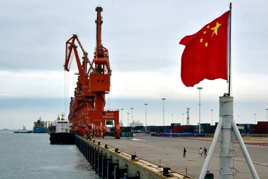 வர்த்தகப் பூசல்களைச் சமாளிக்கச் சட்டங்களை மாற்றும் சீனா