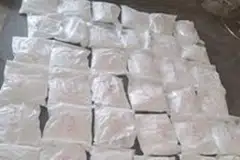 சென்னை துறைமுகத்தில் பறிமுதல் செய்யப்பட்ட ரூ.110 கோடி மதிப்புள்ள போதைப் பொருள் பொட்டலம்.